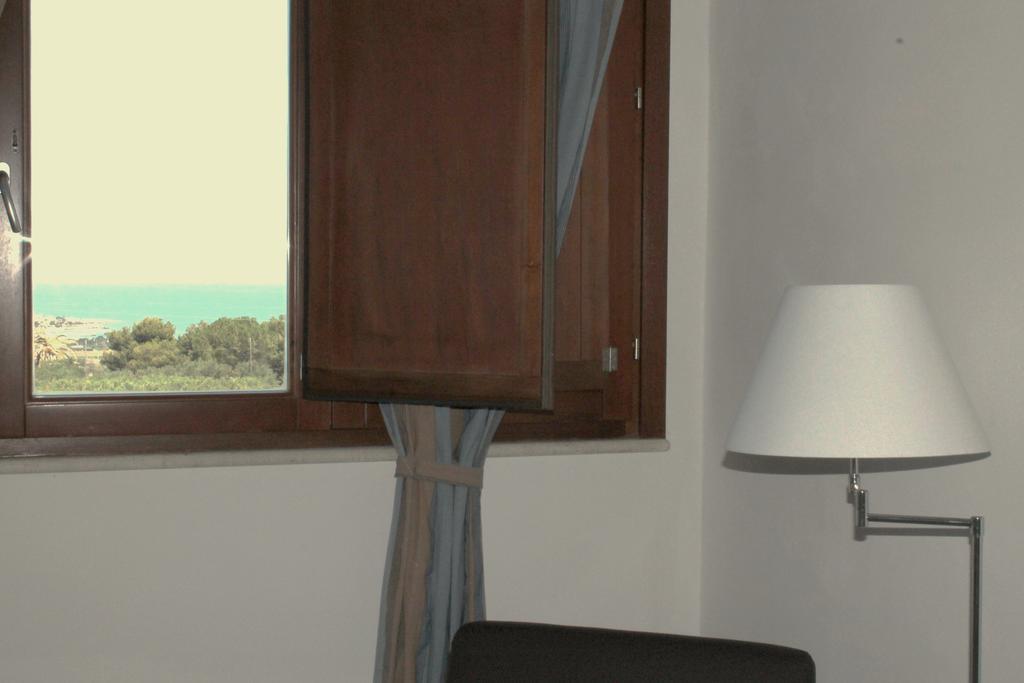 Casale Belvedere Vista Mare Valderice Habitación foto