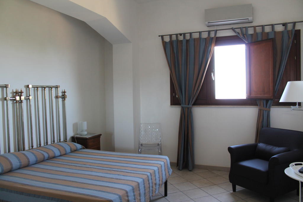 Casale Belvedere Vista Mare Valderice Habitación foto